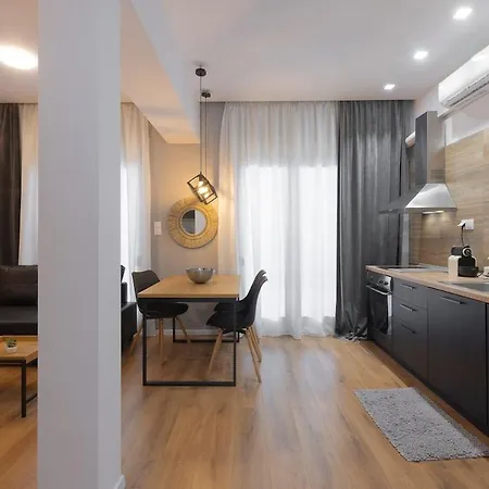 شقة Ancient Agora Wood Living